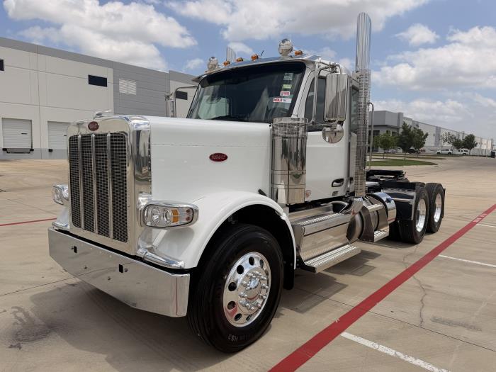 2027 Peterbilt 589-0