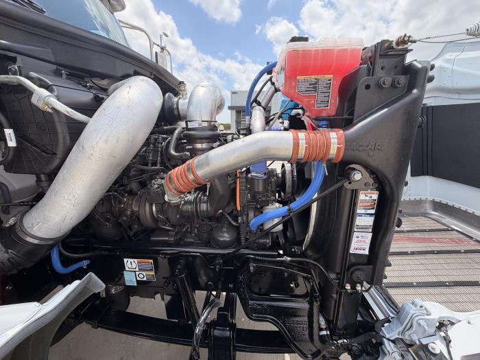 2027 Peterbilt 589-14