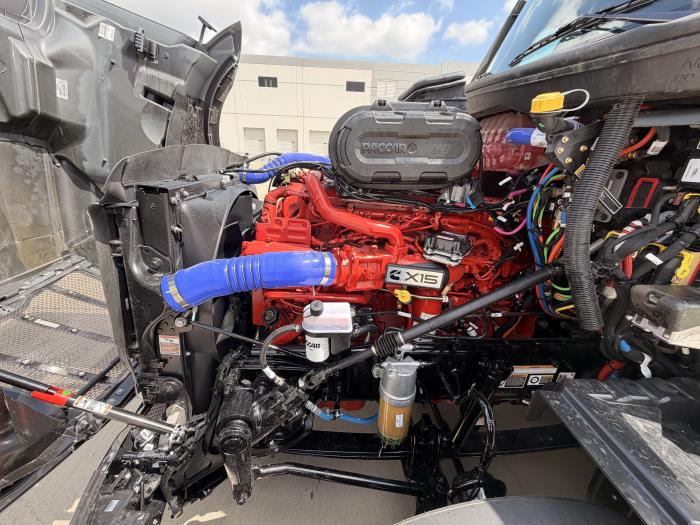 2027 Peterbilt 579-13