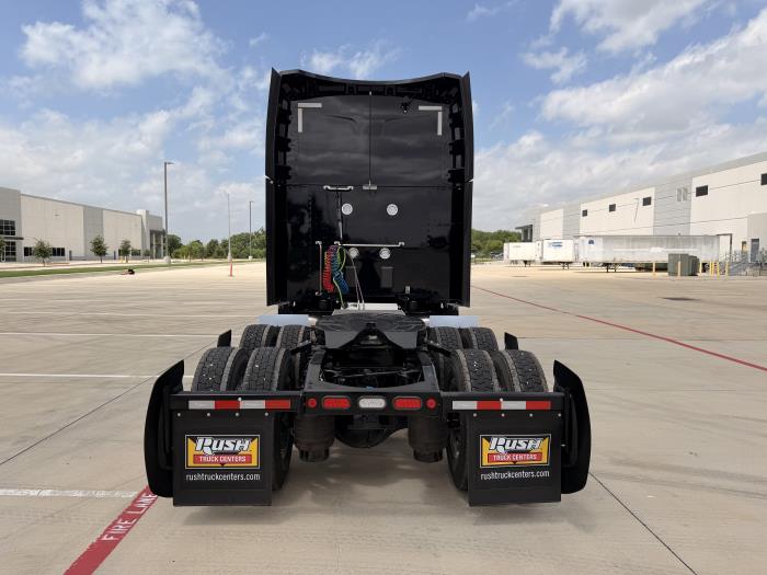 2027 Peterbilt 579-6