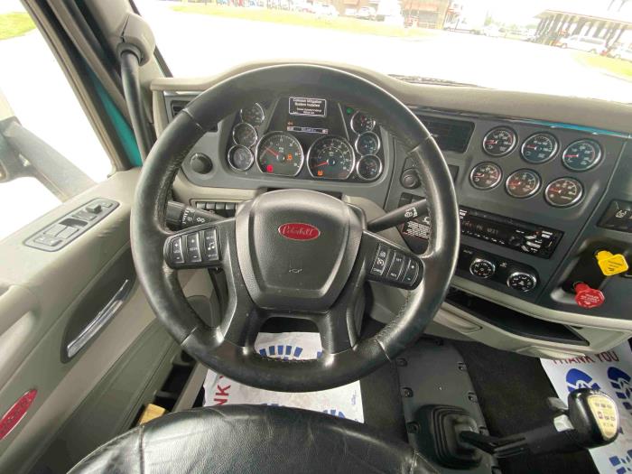 2020 Peterbilt 579-7