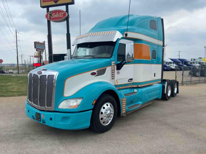 2020 Peterbilt 579-0