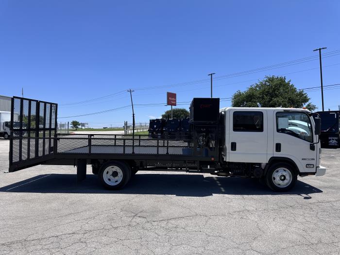 2027 Isuzu NPR-HD-4