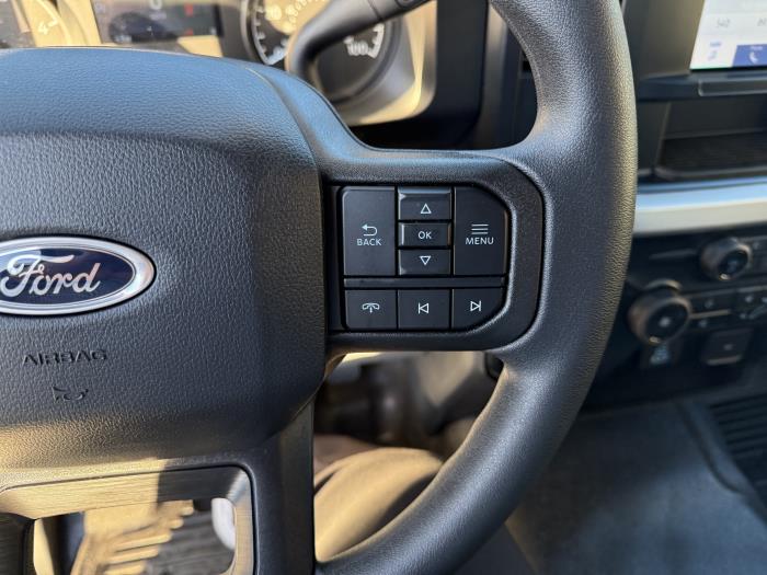 2026 Ford F-550-21