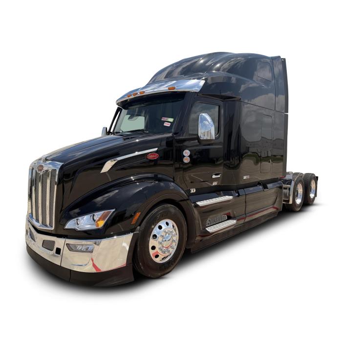 2027 Peterbilt 579-0