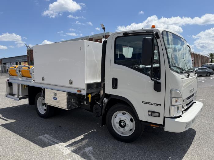 2026 Isuzu NPR-HD-6