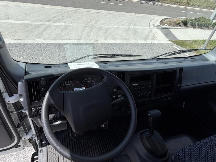 2026 Isuzu NPR-HD-10