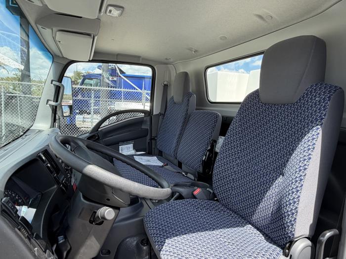 2026 Isuzu NPR-HD-11