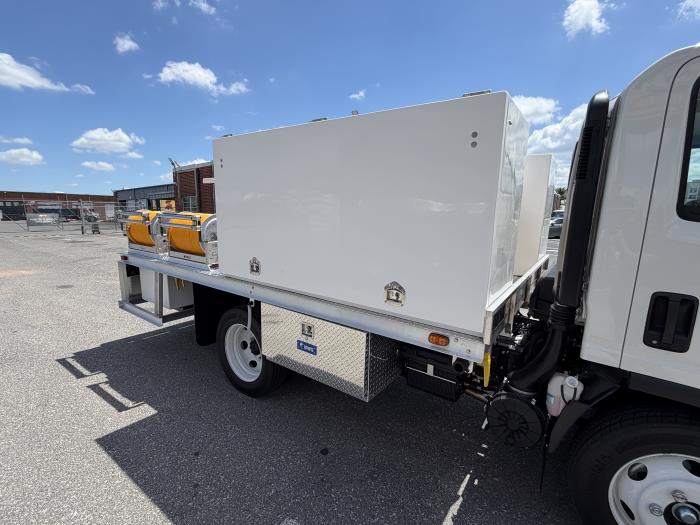 2026 Isuzu NPR-HD-20