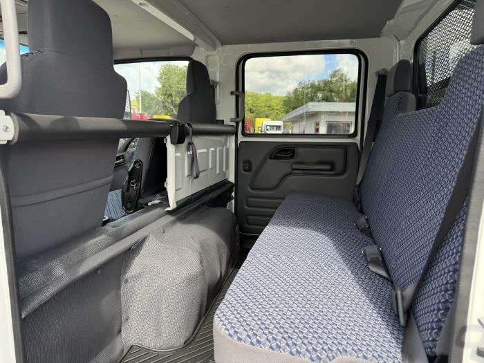 2027 Isuzu NPR-HD-16