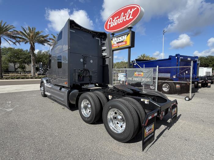 2027 Peterbilt 579-2