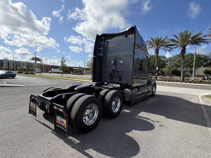2027 Peterbilt 579-4