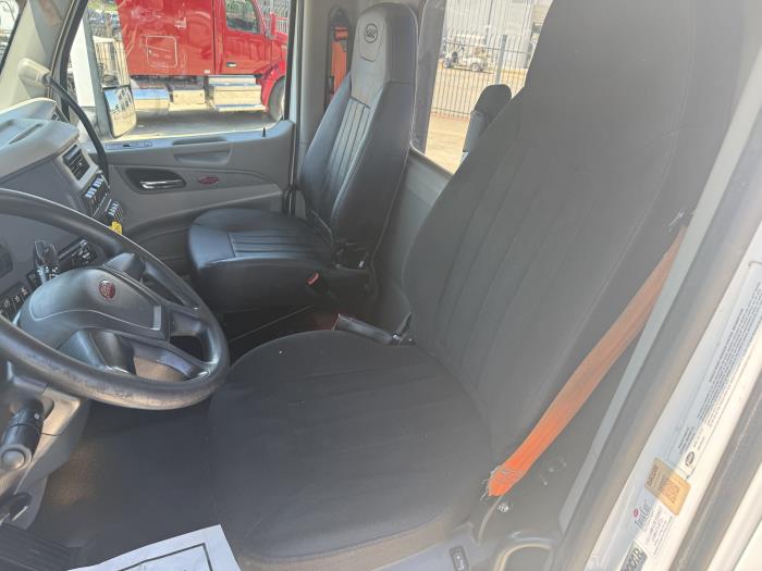 2020 Peterbilt 579-9