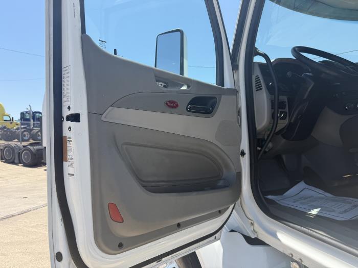 2020 Peterbilt 579-10