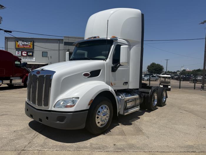 2020 Peterbilt 579-11