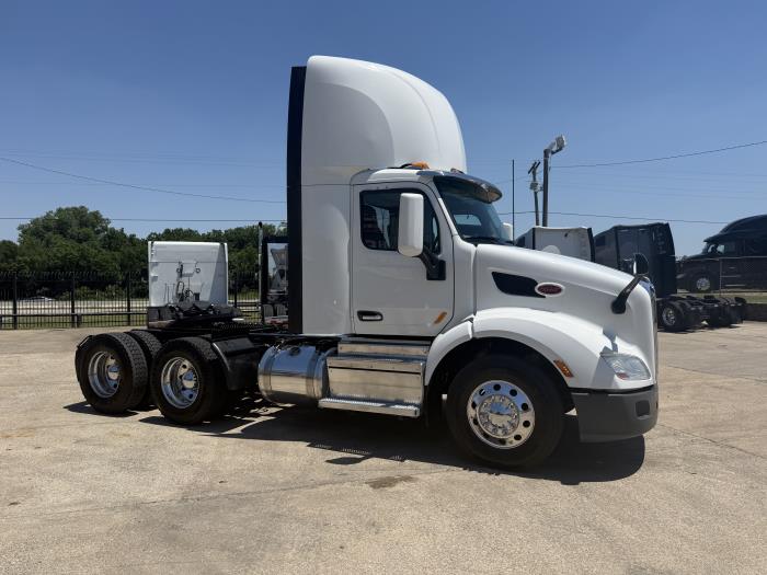 2020 Peterbilt 579-17