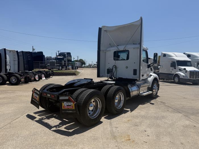 2020 Peterbilt 579-24