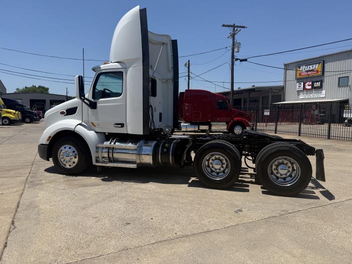 2020 Peterbilt 579-31