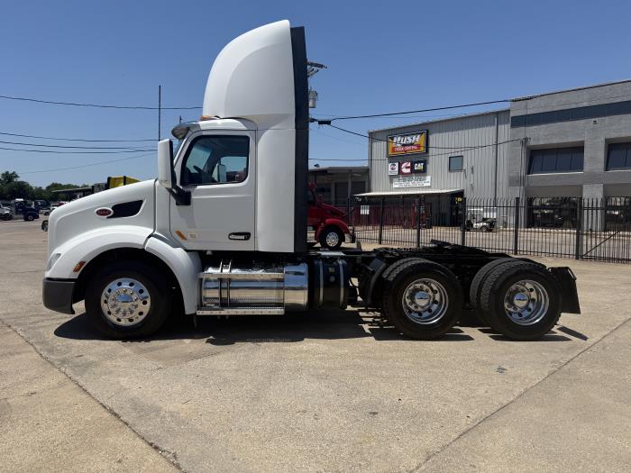 2020 Peterbilt 579-32