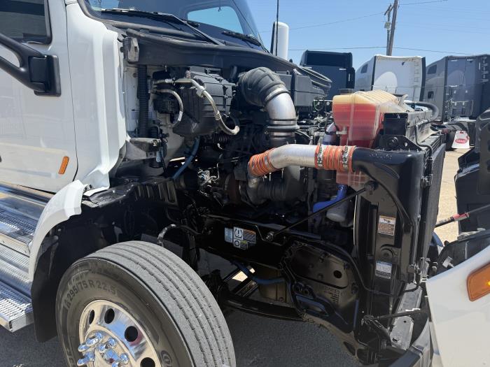 2020 Peterbilt 579-35