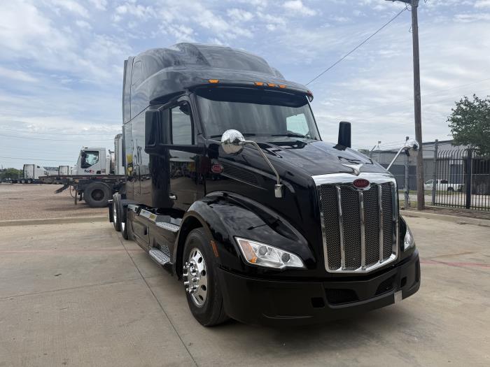 2022 Peterbilt 579-21