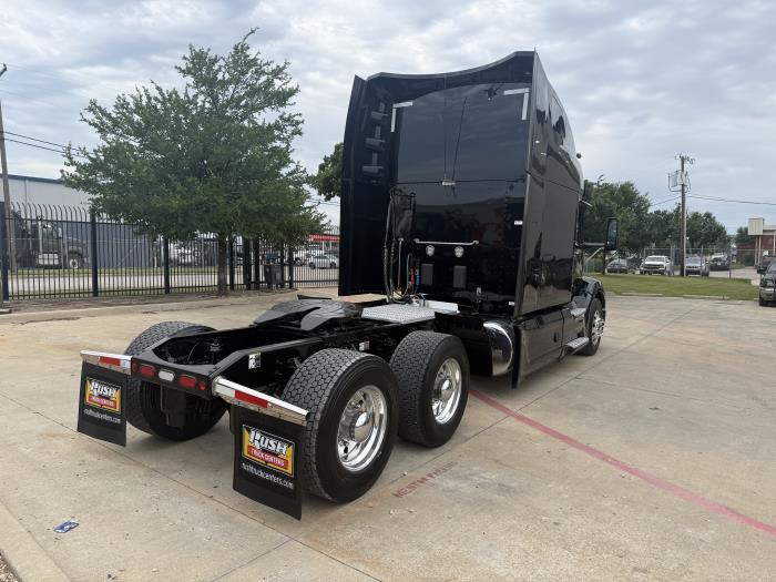 2022 Peterbilt 579-32