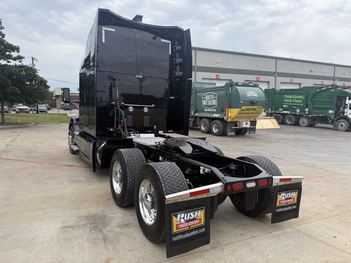 2022 Peterbilt 579-37