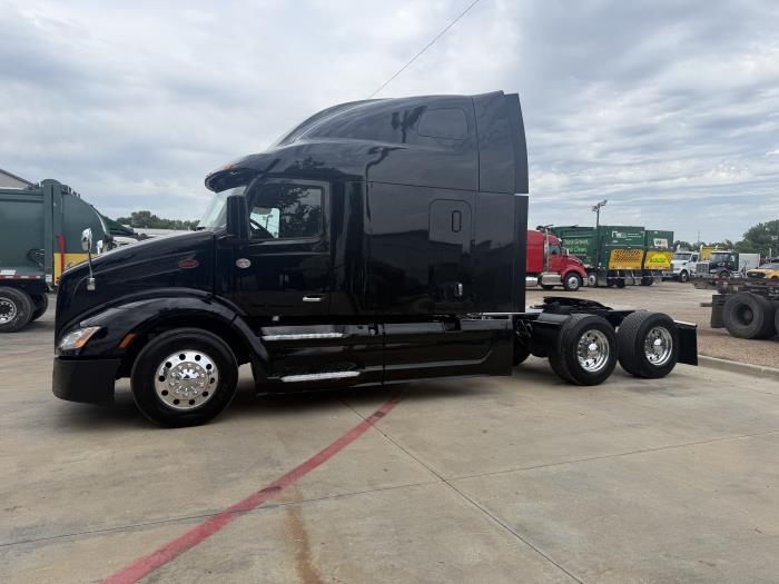 2022 Peterbilt 579-43