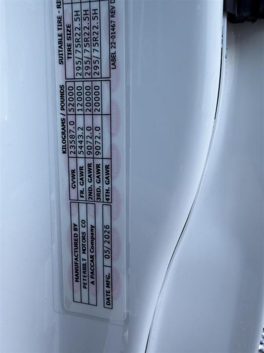 2027 Peterbilt 579-27