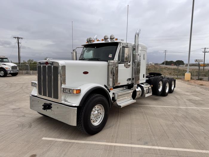 2027 Peterbilt 589-1
