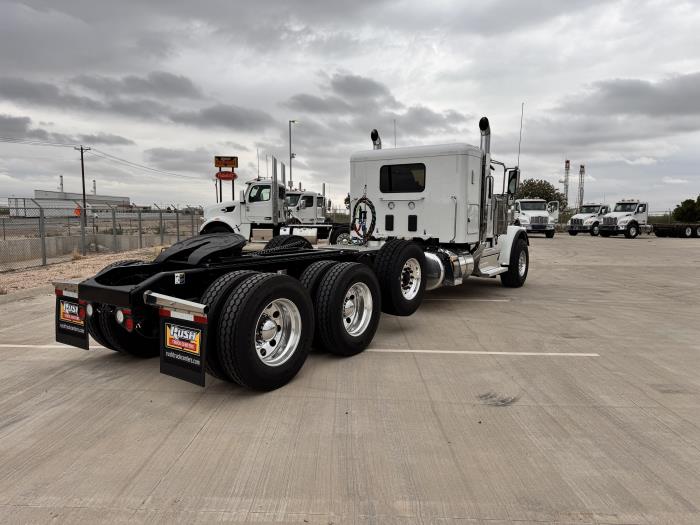 2027 Peterbilt 589-5