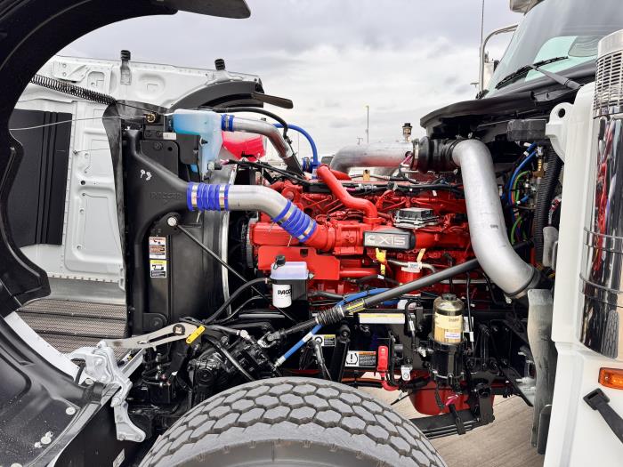 2027 Peterbilt 589-15