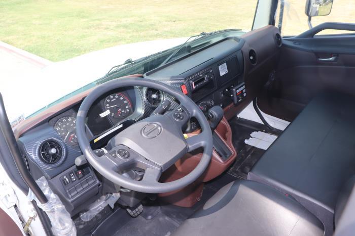 2025 Hino L6-9