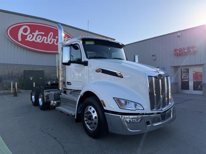 2027 Peterbilt 579-3