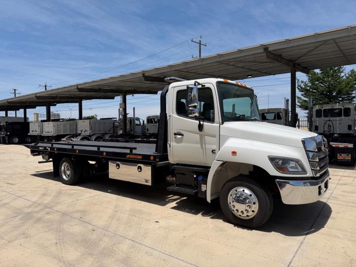 2025 Hino L6-8