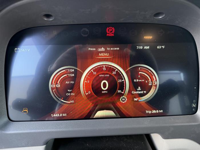 2027 Peterbilt 579-25