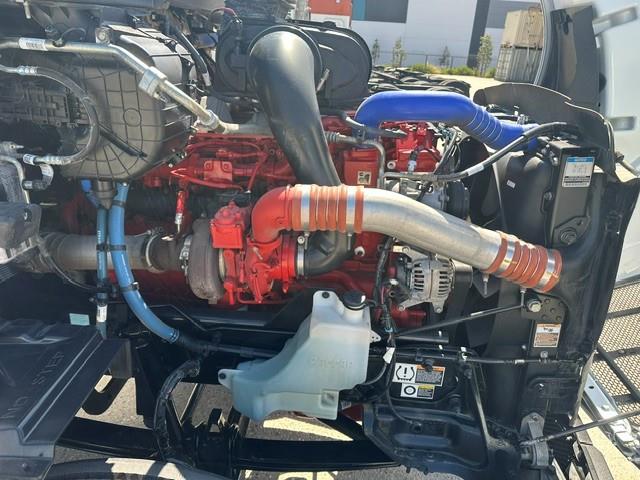2023 Peterbilt 579-13