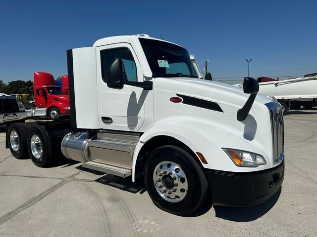 2023 Peterbilt 579-17