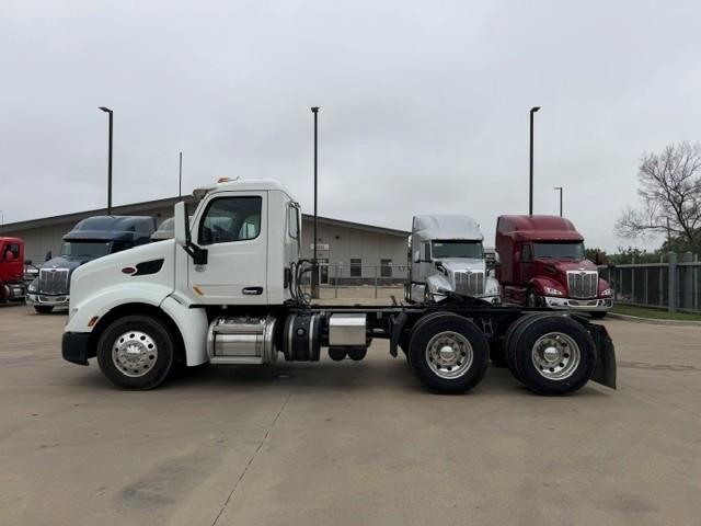 2021 Peterbilt 579-3