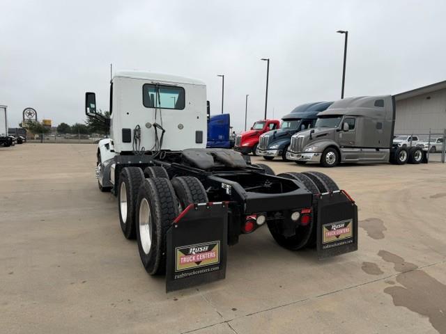 2021 Peterbilt 579-5