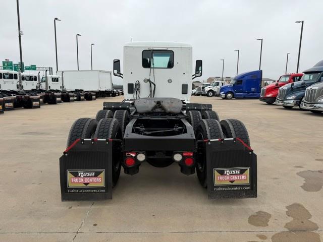 2021 Peterbilt 579-6
