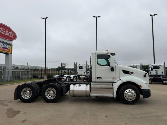 2021 Peterbilt 579-9