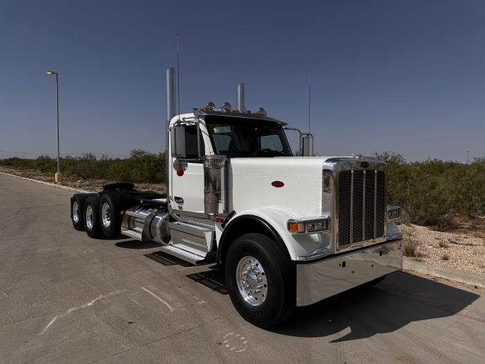 2027 Peterbilt 589-4