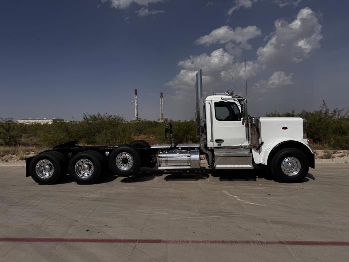2027 Peterbilt 589-5