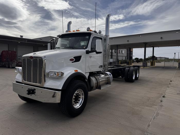 2027 Peterbilt 567-1