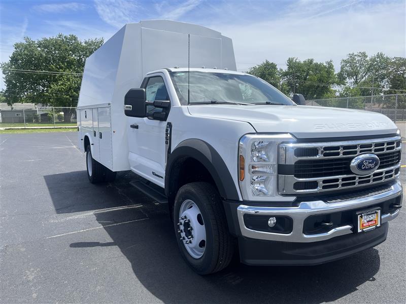 New 2025 Ford F-550 - photo 10