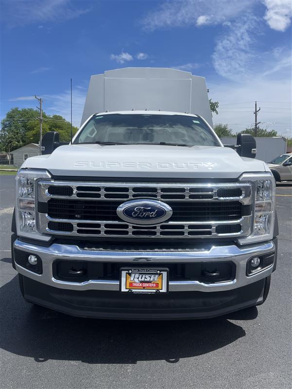 New 2025 Ford F-550 - photo 5