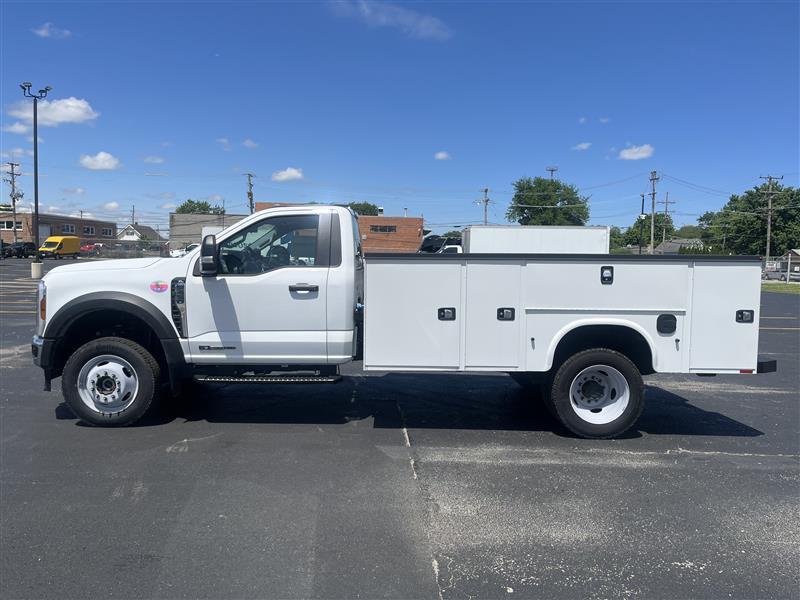 New 2025 Ford F-450 - photo 6