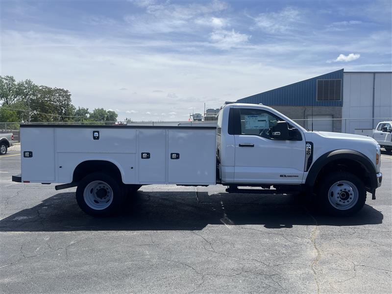 New 2025 Ford F-450 - photo 11