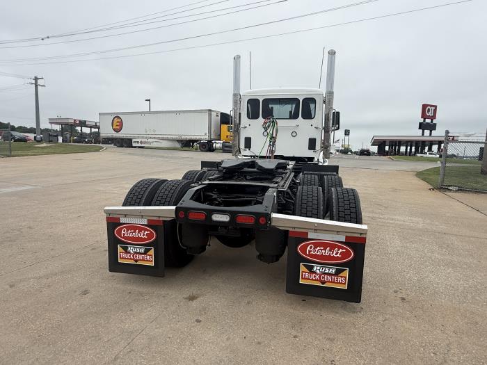 2027 Peterbilt 567-12